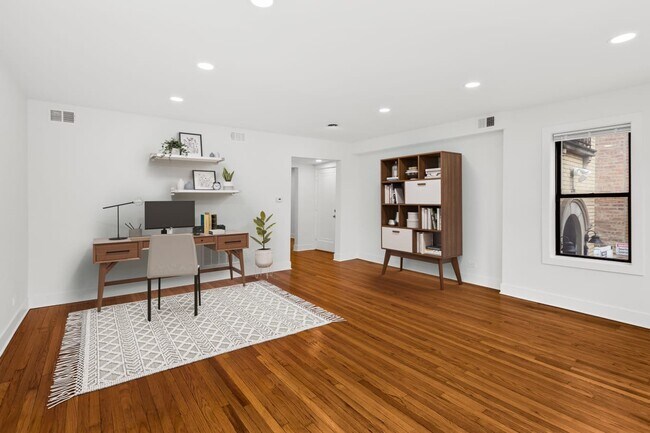 Foto del edificio - 6134 N Talman Ave