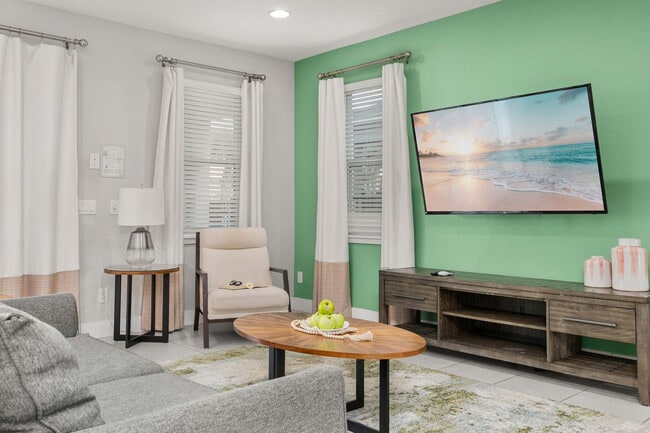 Building Photo - 301 Burma St