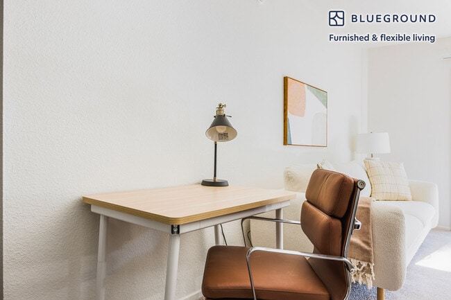 Building Photo - 3612 Barham Blvd