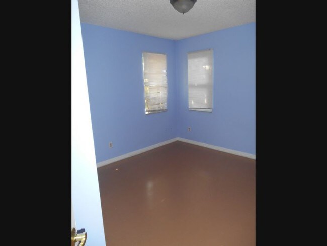 Building Photo - 546 Cypress St