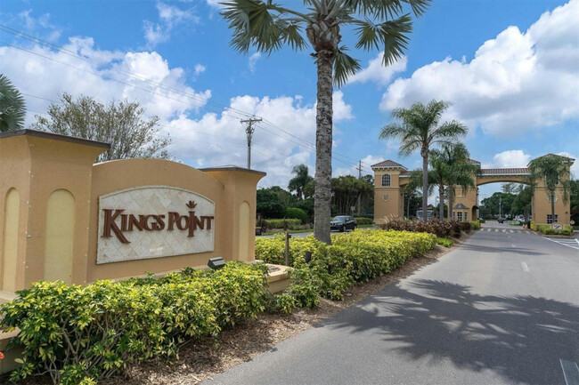 Foto del edificio - 533 Princeton Greens Ct
