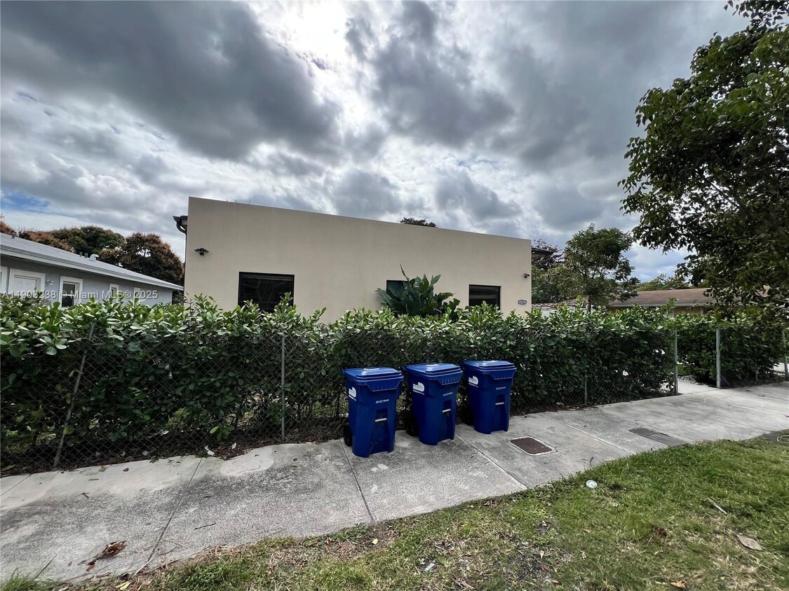 Foto principal - 10274 SW 180th St