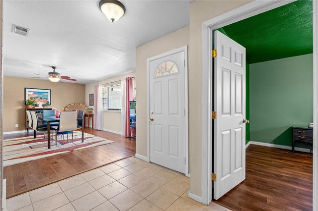 Building Photo - 4817 Trena St