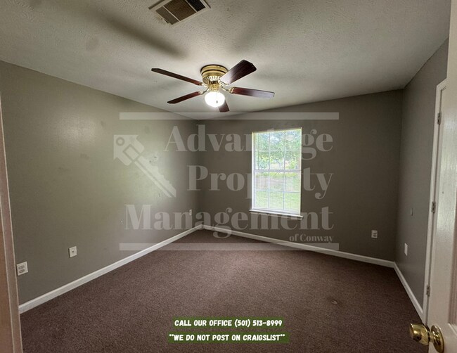 Foto del edificio - Lovely 2-Bedroom, 1-Bathroom Duplex in Greenbrier, AR!