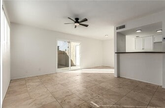 Building Photo - 4523 E Wood St