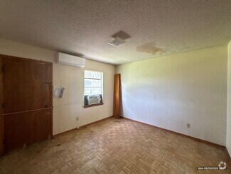 Building Photo - 706 NW 96th St
