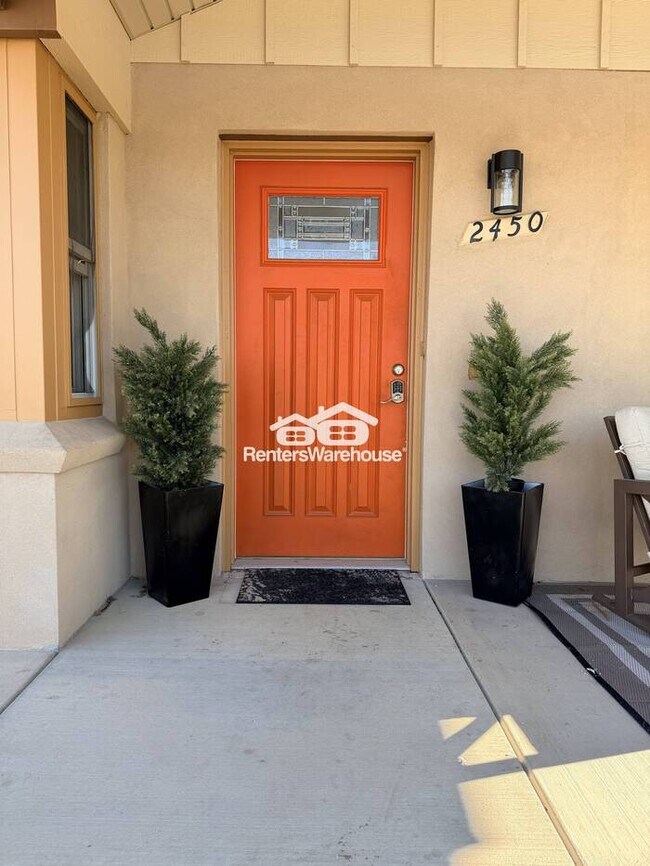 Building Photo - NEW PRICE!4 bedrooms 2 Bathroom Beautifully Updated Ranch in Park Hill!