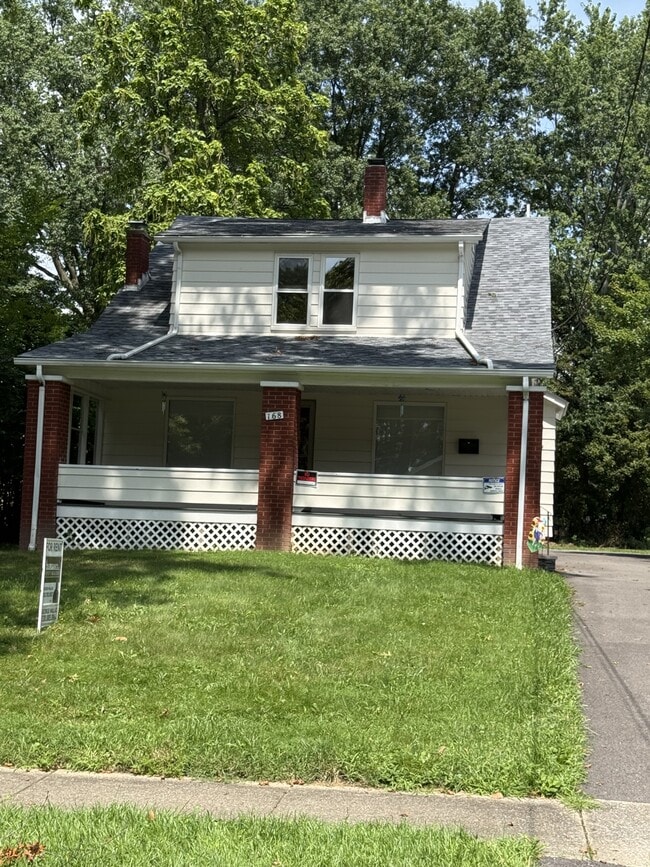 Building Photo - 168 Lowell Ave