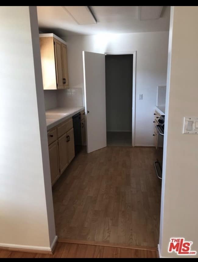 Building Photo - 12731 Pacific Ave