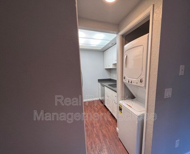 Photo - 9523 NE 180th St Apartment