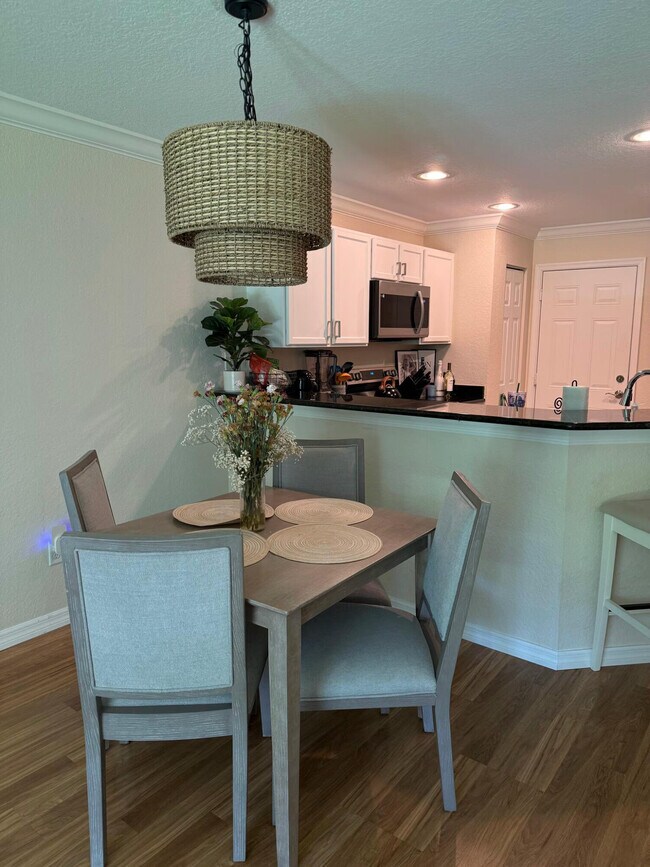 Foto del edificio - 2759 SE Birmingham Dr