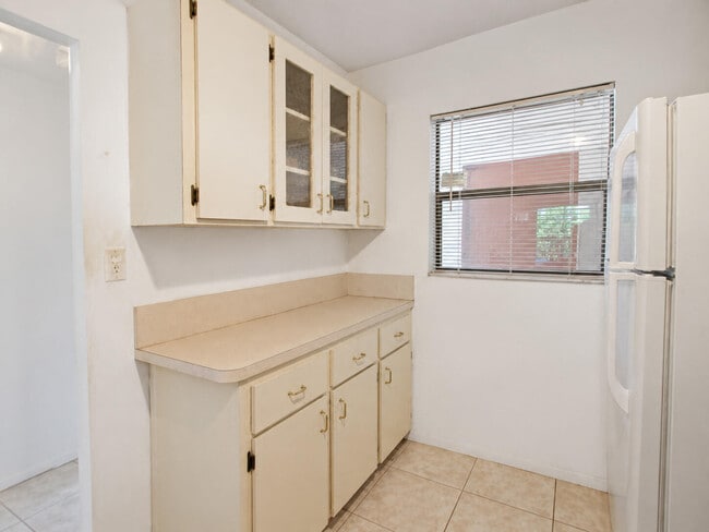 Building Photo - 7260 Woodmont Ave