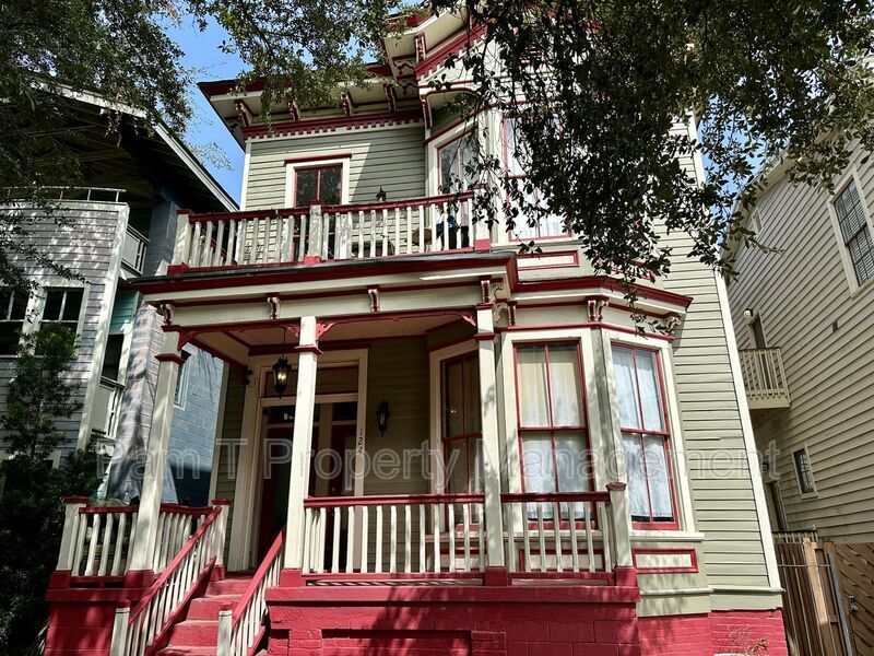 Foto principal - 124 E Henry St