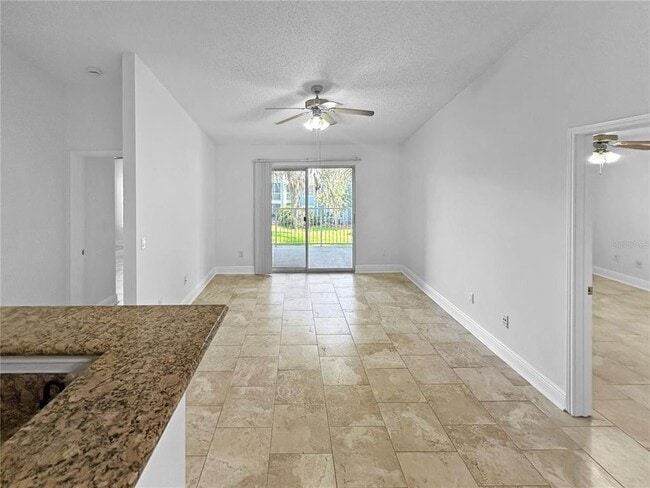 Foto del edificio - 708 Secret Harbor Ln