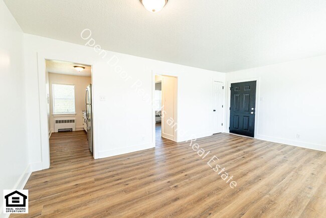 Foto del edificio - 1823 Griswold Dr
