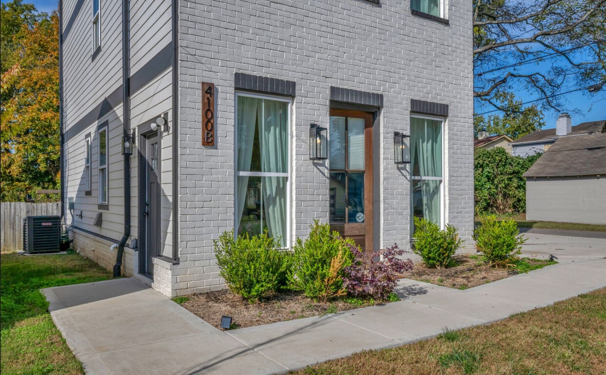 Foto principal - Newly built 3bedroom/2.5 bath home in Sylv...