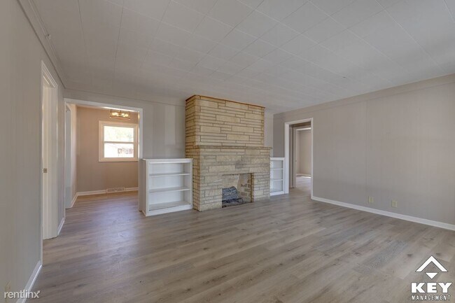 Foto del edificio - 4 br, 1 bath House - 1222 E Del Mar St