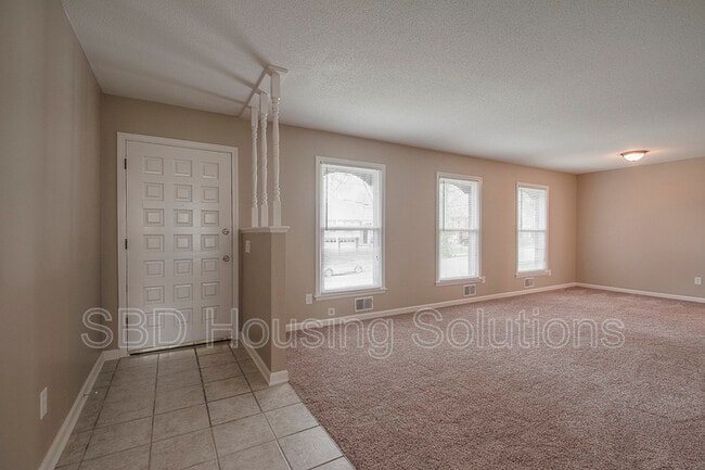 Foto del edificio - 9024 E 90 Terrace