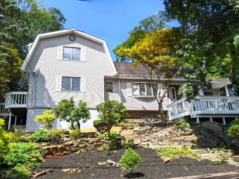 Foto principal - 4 Rosewood Ln