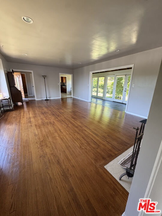 Building Photo - 3392 Tareco Dr