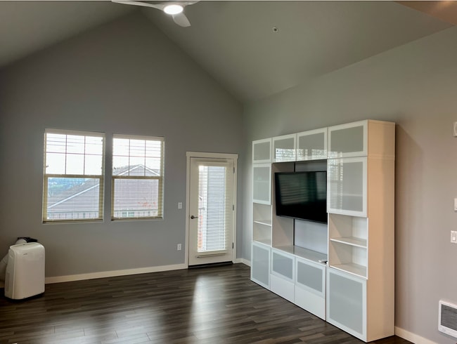 Foto del edificio - 16284 NW Chadwick Way