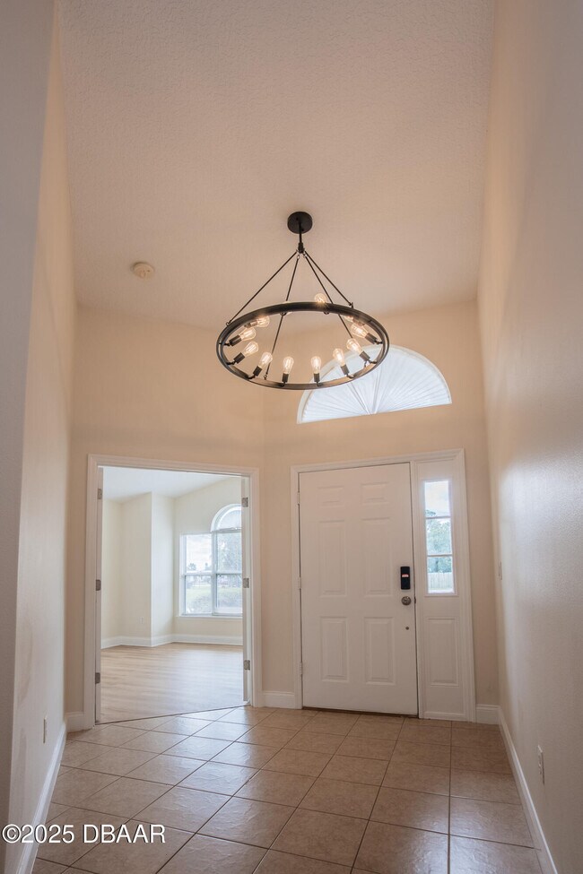 Foto del edificio - 801 Angelina Ct