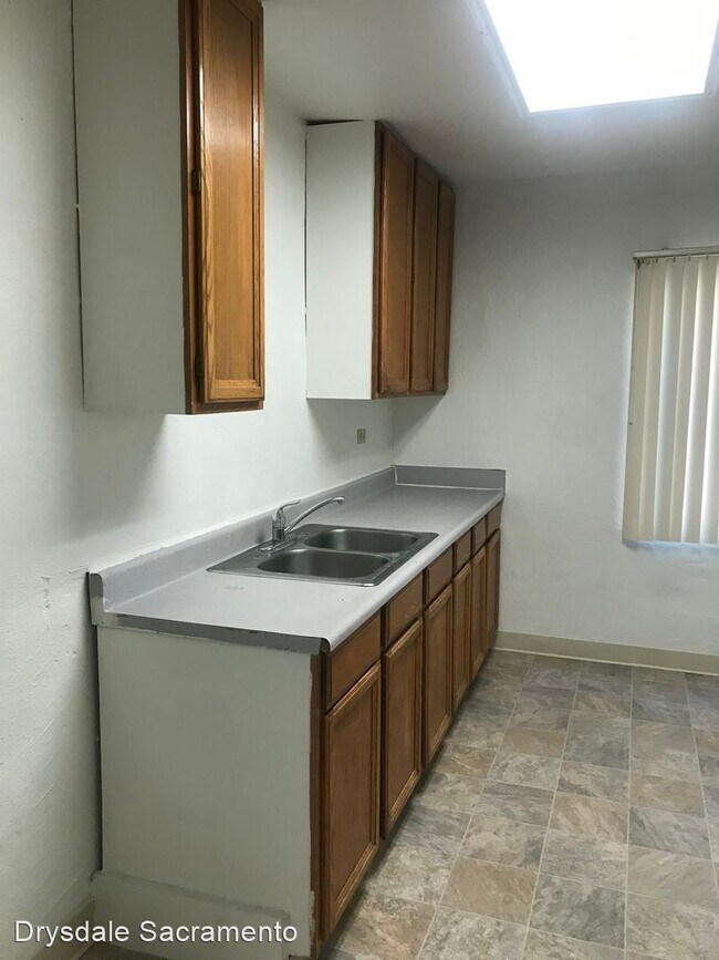 Building Photo - 2 br, 1 bath House - 737 Morey Ave