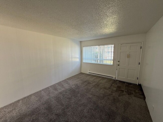 Foto del edificio - 550 SW Levens St