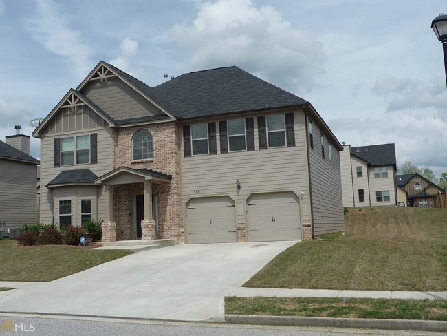 Building Photo - 3588 Lake End Dr
