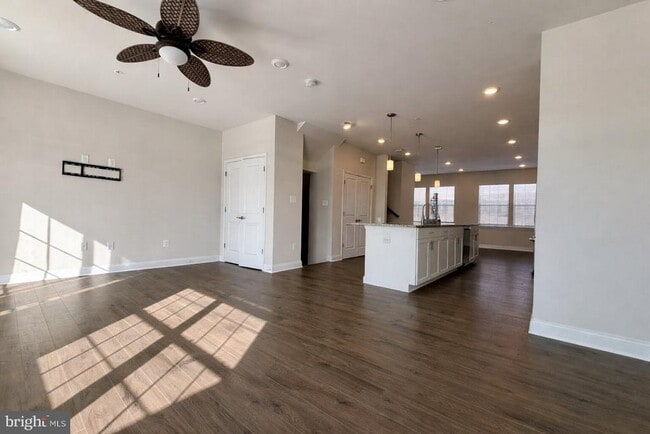 Building Photo - 7585 Marston Way