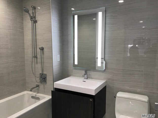 Foto del edificio - 131-5 40 Rd