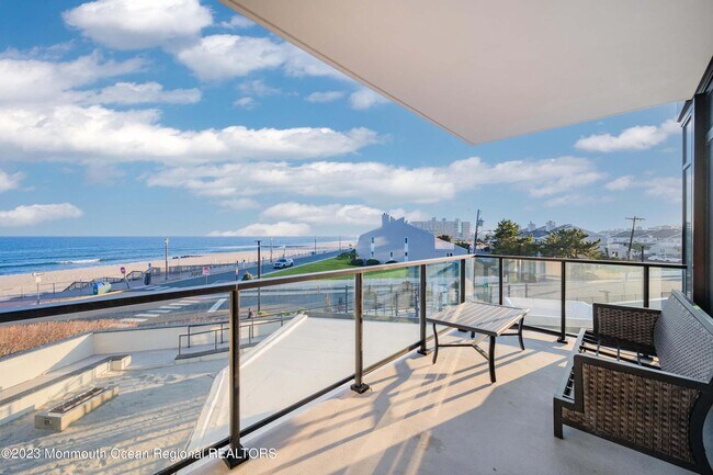 Foto del edificio - 350 Ocean Ave N