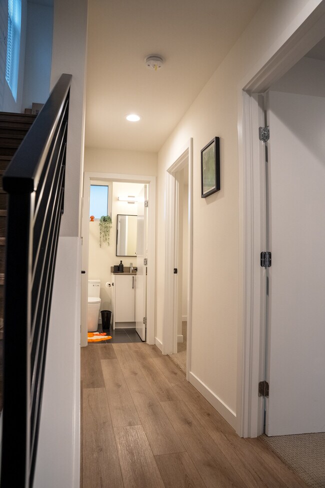 Building Photo - 6714 Carleton Ave S