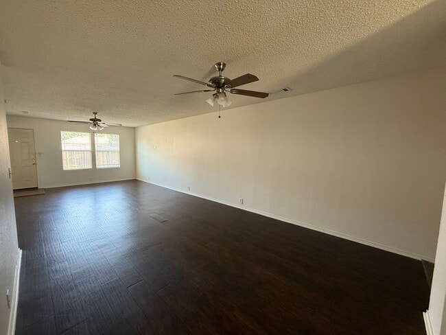 Foto del edificio - 9625 Brierwyck Dr