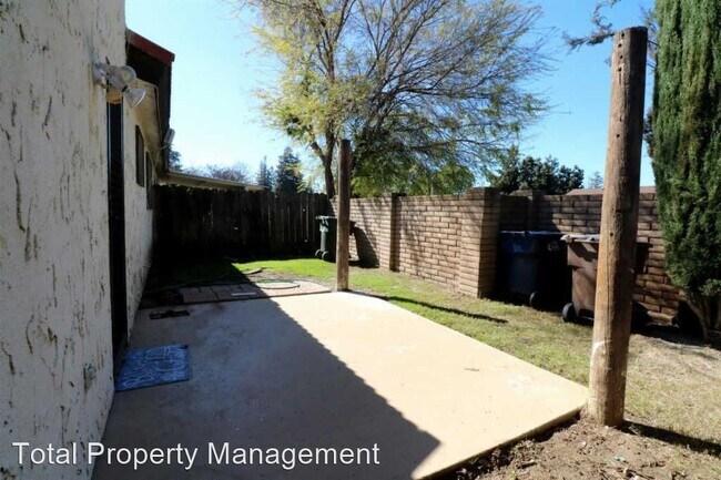 Foto del edificio - 2 br, 2 bath House - 1703 E. Cross Ave.