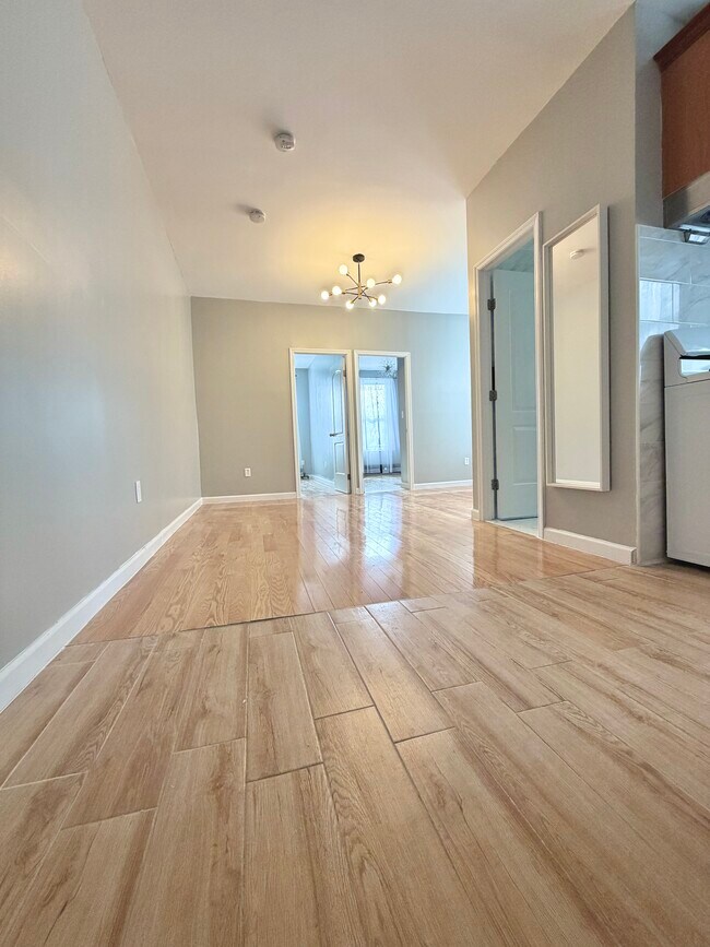 Foto del edificio - 7107 Narrows Ave