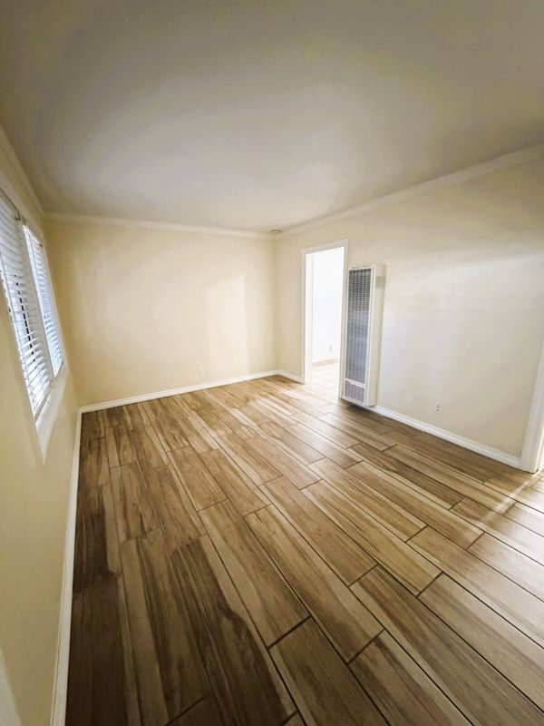 Building Photo - 5007 E Ocean Blvd