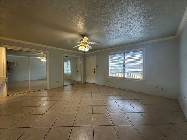 Foto del edificio - 613 Pacific St