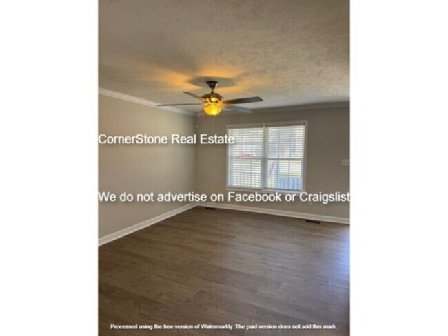 Foto del edificio - 1516 Timberrock Ct