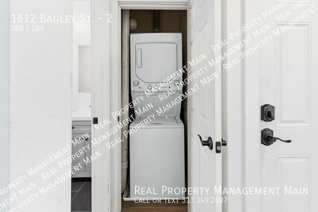 Foto del edificio - 1612 Bagley St