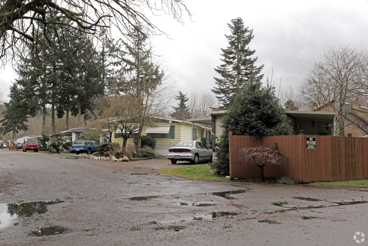 Primary Photo - Maple Lane Mobile Home Park