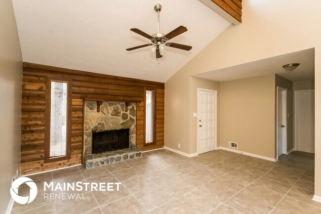 Foto del edificio - 3479 Valley Oaks Rd