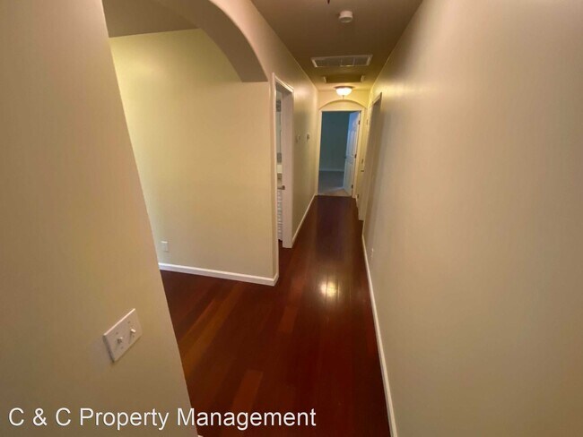 Foto del edificio - 3 br, 2 bath House - 24645 Handley Drive
