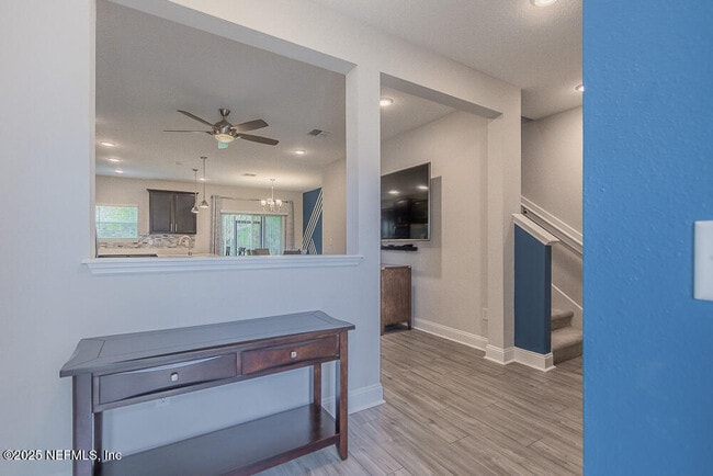 Building Photo - 14056 Sterely Ct S