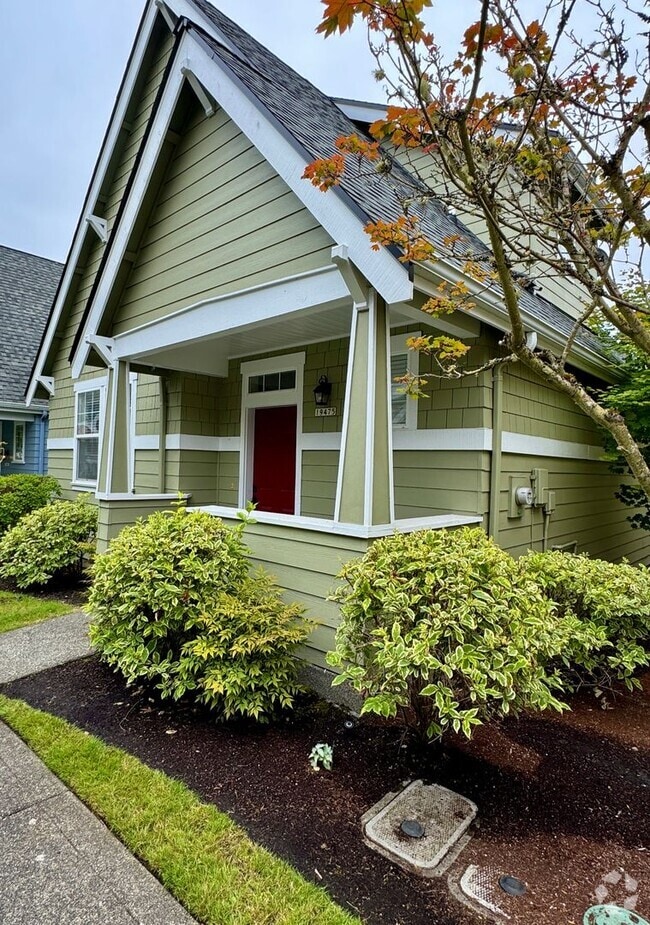Building Photo - 19475 Cherry Blossom Loop NE