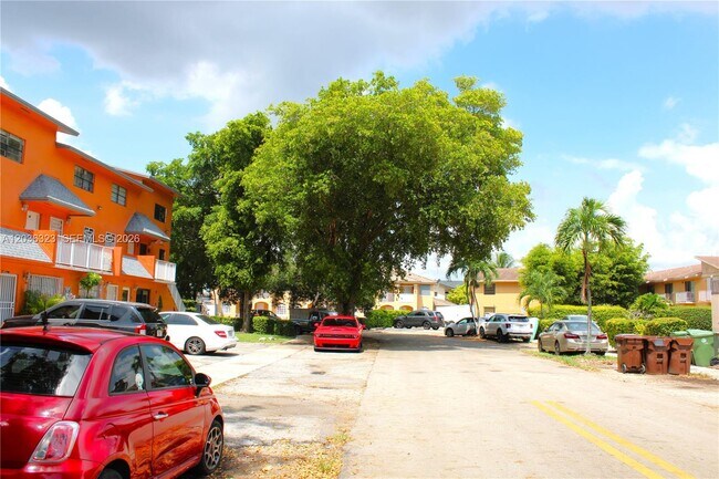 Foto del edificio - 2260 W 55th St