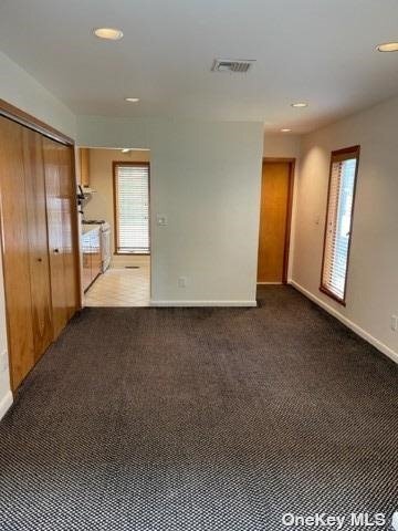 Foto del edificio - 81 Juniper Rd
