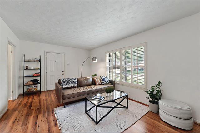 Foto del edificio - 7305 Lehigh Dr