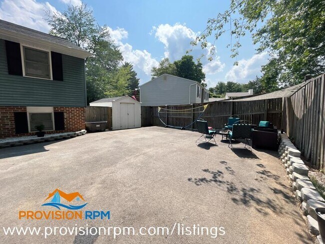 Building Photo - 379 Blossom Tree Dr