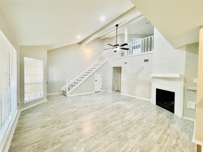 Building Photo - 16303 Napa Vine Dr